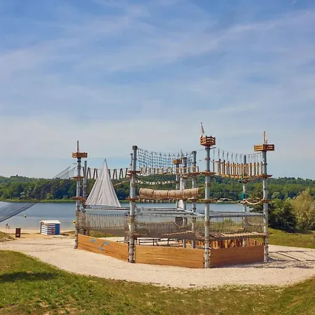 Center Parcs Le D'ailette פארק נופש שאמוויל