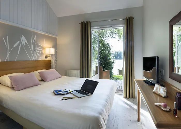 Center Parcs Le D'ailette פארק נופש 5*