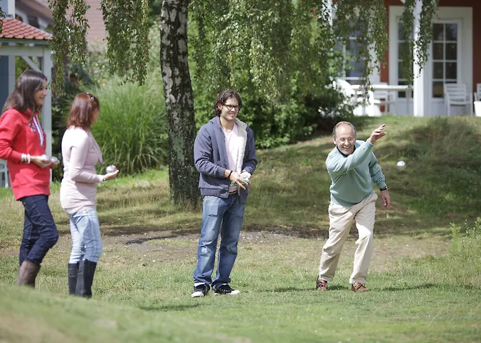 Village de vacances Center Parcs Le D’ailette 5*